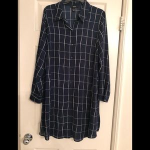 Alfani navy and white dress shirt